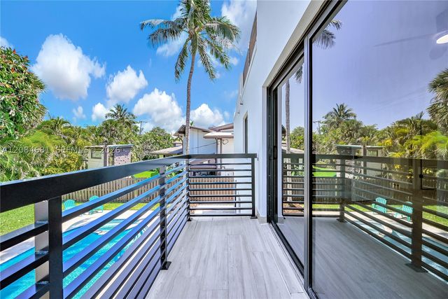 3305 NE 15th St, Fort Lauderdale, FL 33304