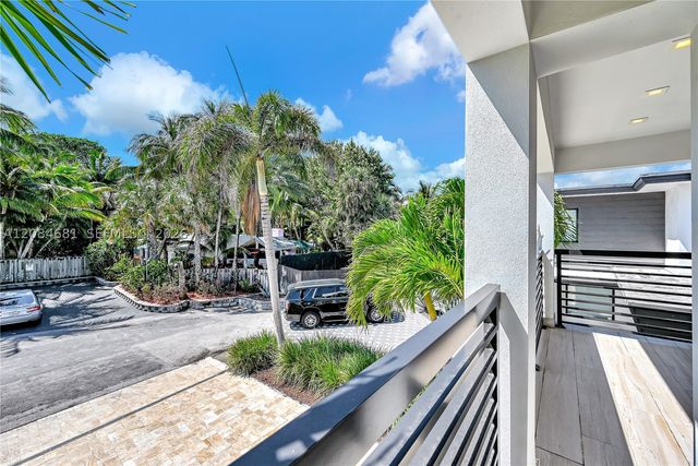 3305 NE 15th St, Fort Lauderdale, FL 33304