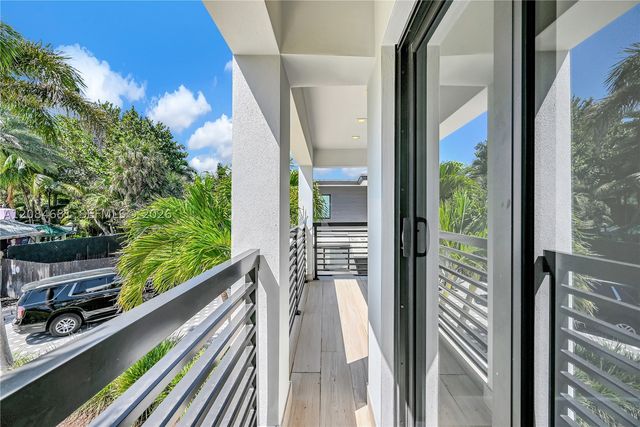 3305 NE 15th St, Fort Lauderdale, FL 33304