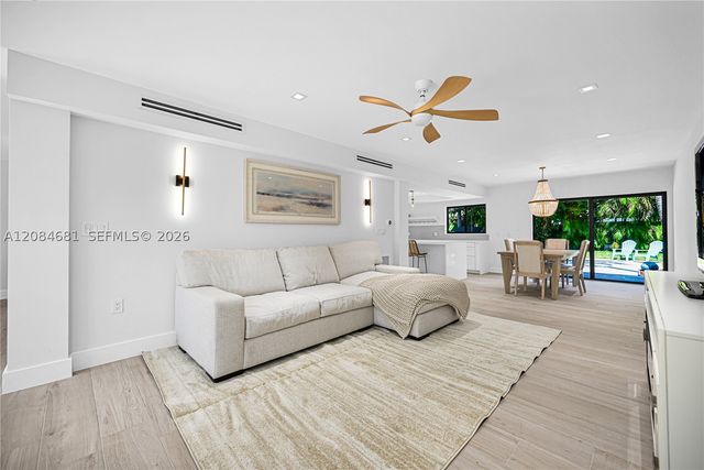 3305 NE 15th St, Fort Lauderdale, FL 33304