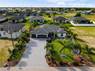 4135 NW 32nd TER, Cape Coral, FL 33993