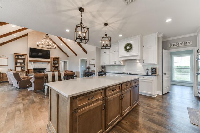8511 Fm 1370, Washington, TX 77880