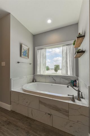 8511 Fm 1370, Washington, TX 77880