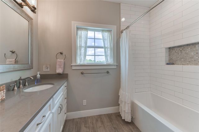 8511 Fm 1370, Washington, TX 77880