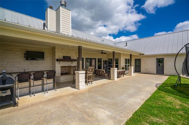 8511 Fm 1370, Washington, TX 77880