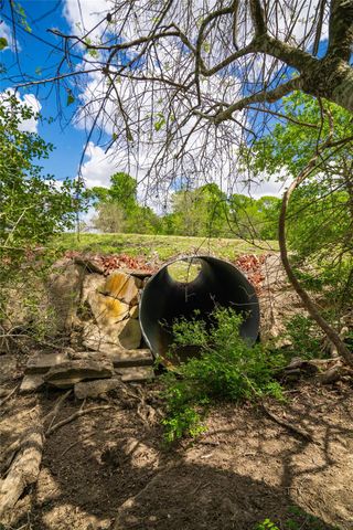 8511 Fm 1370, Washington, TX 77880