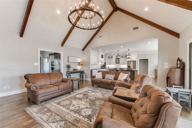 8511 Fm 1370, Washington, TX 77880