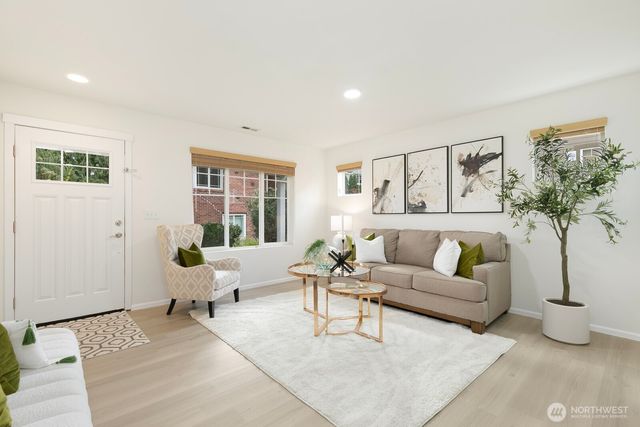 917 228st Street SE, Bothell, WA 98021