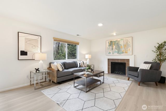 917 228st Street SE, Bothell, WA 98021