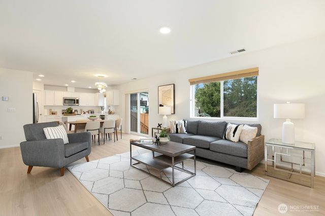 917 228st Street SE, Bothell, WA 98021