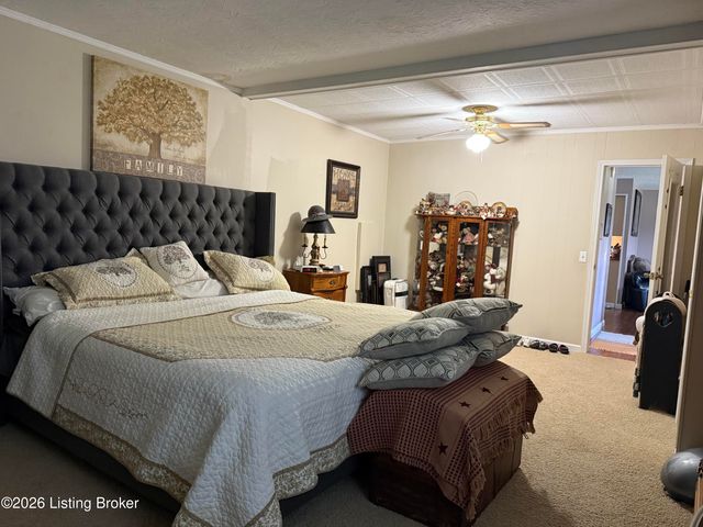 425 Oklahoma Rd, Bee Spring, KY 42207