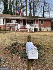 1524 Carlton Avenue, Stone Mountain, GA 30087