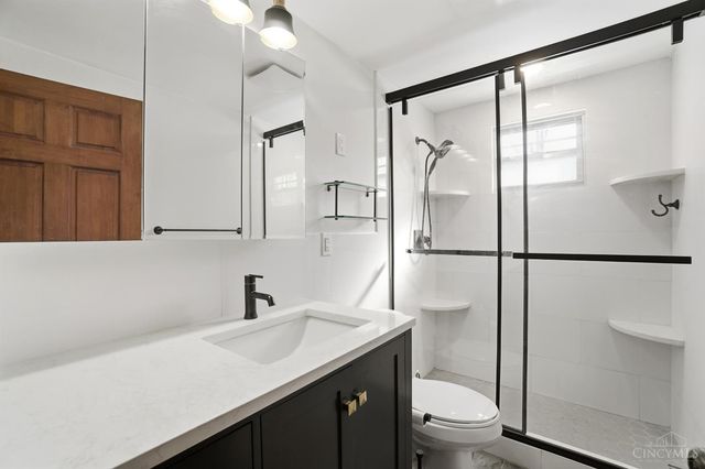 2057 W Loveland Avenue, Loveland, OH 45140