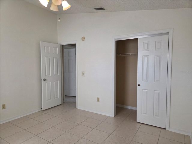 739 HEATHROW AVENUE, Lady Lake, FL 32159