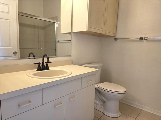 739 HEATHROW AVENUE, Lady Lake, FL 32159