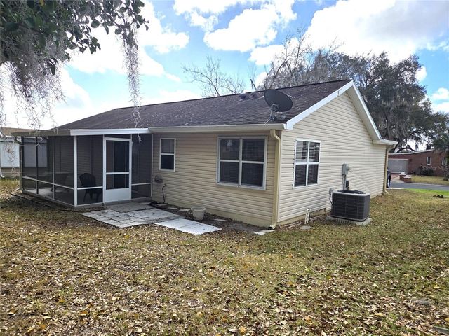 739 HEATHROW AVENUE, Lady Lake, FL 32159