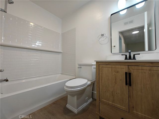 4 Brookmont, Irvine, CA 92604