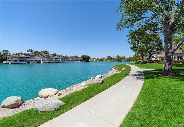 4 Brookmont, Irvine, CA 92604