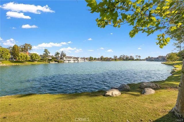 4 Brookmont, Irvine, CA 92604