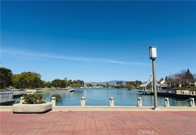 4 Brookmont, Irvine, CA 92604