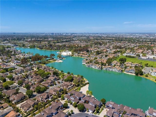 4 Brookmont, Irvine, CA 92604