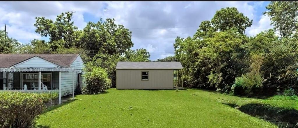 10022 Sierra Drive, Houston, TX 77051