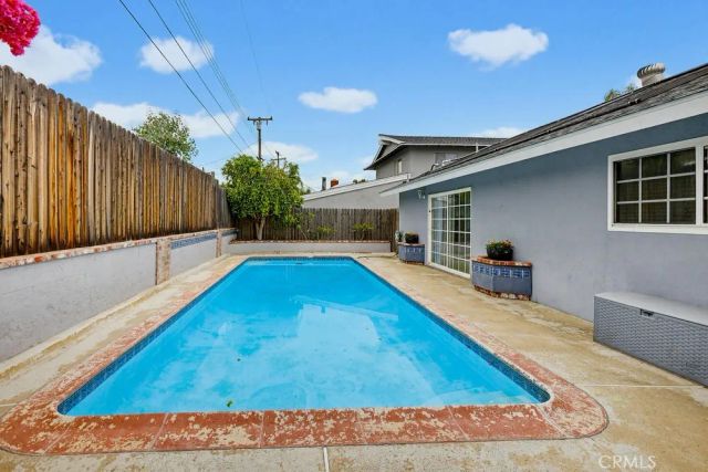 1165 N Harding, Orange, CA 92867