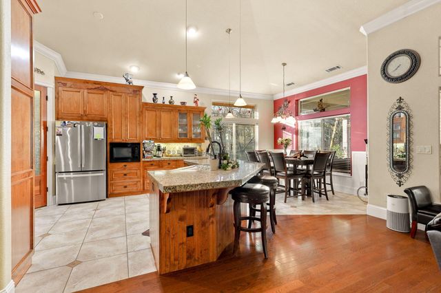 15410 Autumn Oaks Court, Red Bluff, CA 96080