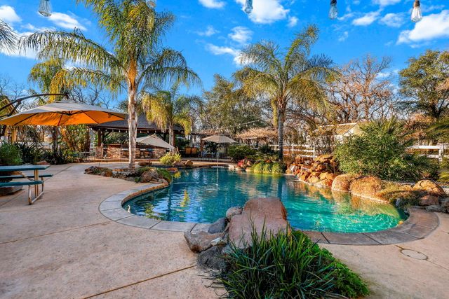 15410 Autumn Oaks Court, Red Bluff, CA 96080