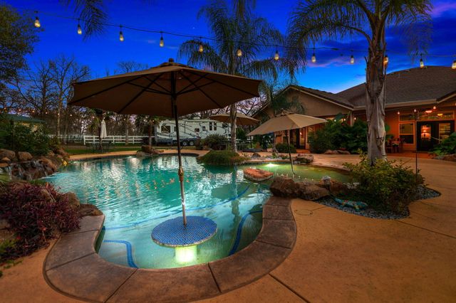 15410 Autumn Oaks Court, Red Bluff, CA 96080