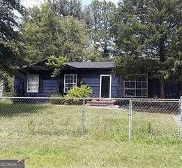 2891 Village Green Drive, Macon, GA 31206
