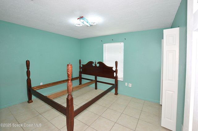 1470 SE Toy Street SE, Palm Bay, FL 32909