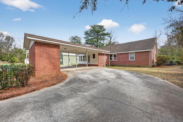2159 New Holland Road, Wagener, SC 29164