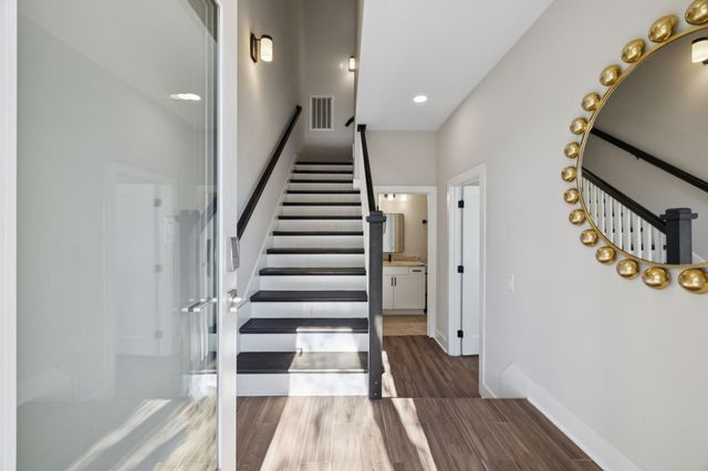 2127 Goodrich Ave, Nashville, TN 37218