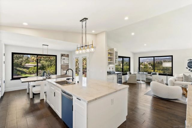 1080 Landavo Rancho Rd, Escondido, CA 92027