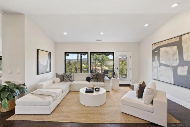 1080 Landavo Rancho Rd, Escondido, CA 92027