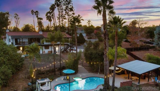 1080 Landavo Rancho Rd, Escondido, CA 92027