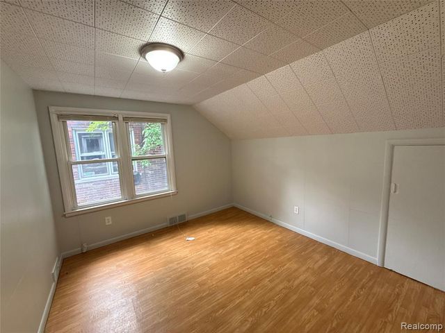 16610 Collingham Drive, Detroit, MI 48205