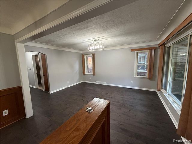 16610 Collingham Drive, Detroit, MI 48205