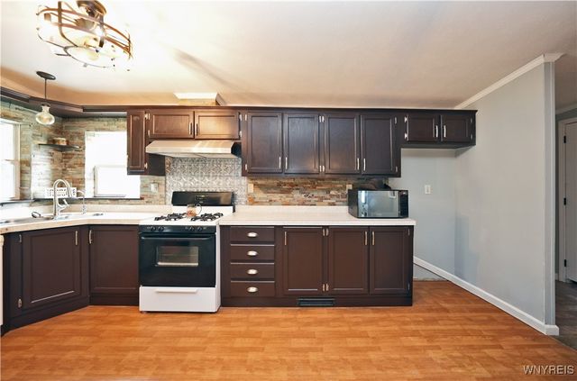 775 Thomas, Evans, NY 14006