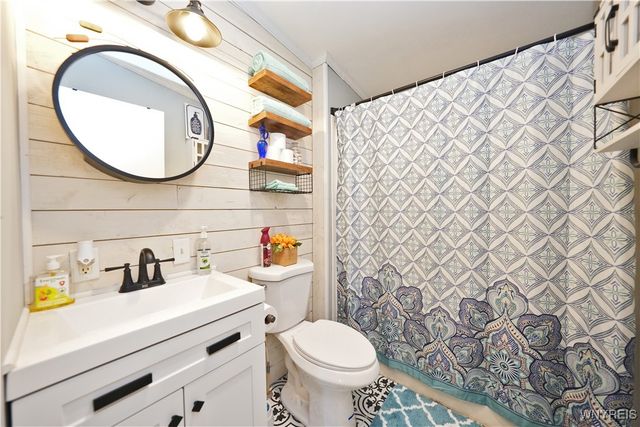 775 Thomas, Evans, NY 14006