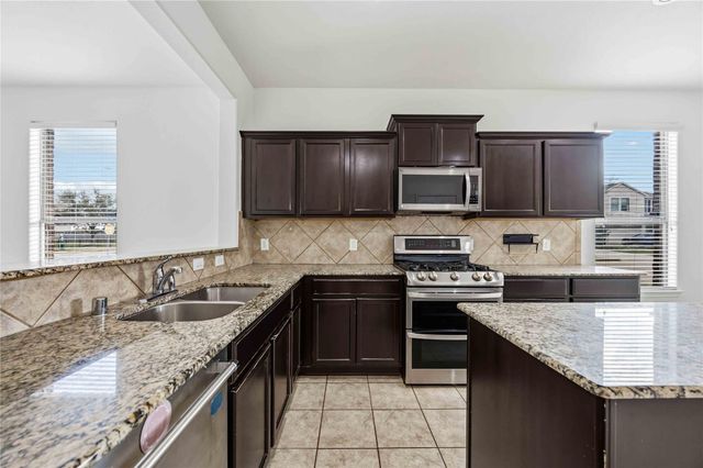 5803 Camelia Evergreen Lane, Richmond, TX 77407