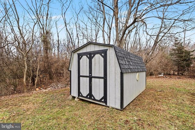 32 HATHAWAY DRIVE, Carlisle, PA 17015