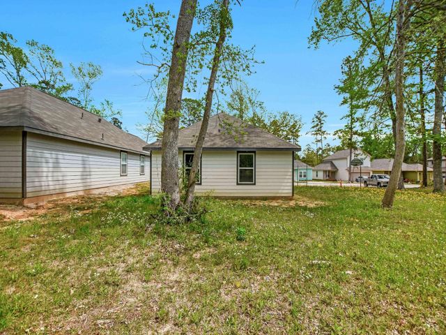24617 Pools Creek Way Way, Huntsville, TX 77320