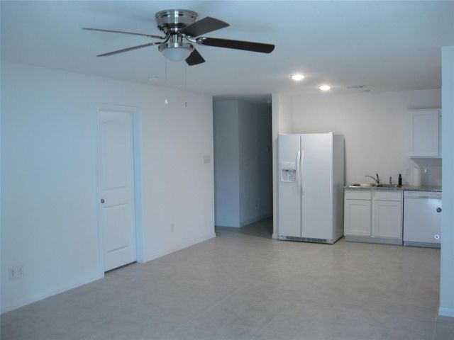 24617 Pools Creek Way Way, Huntsville, TX 77320