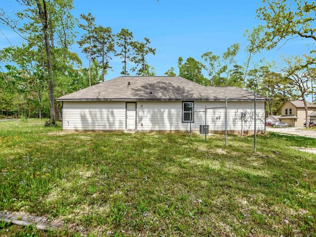 24617 Pools Creek Way Way, Huntsville, TX 77320