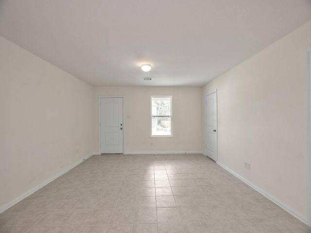 24617 Pools Creek Way Way, Huntsville, TX 77320
