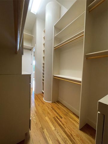 5005 Hidalgo Street 312, Houston, TX 77056