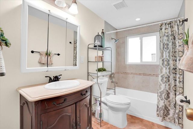 4811 26TH AVENUE W, Bradenton, FL 34209