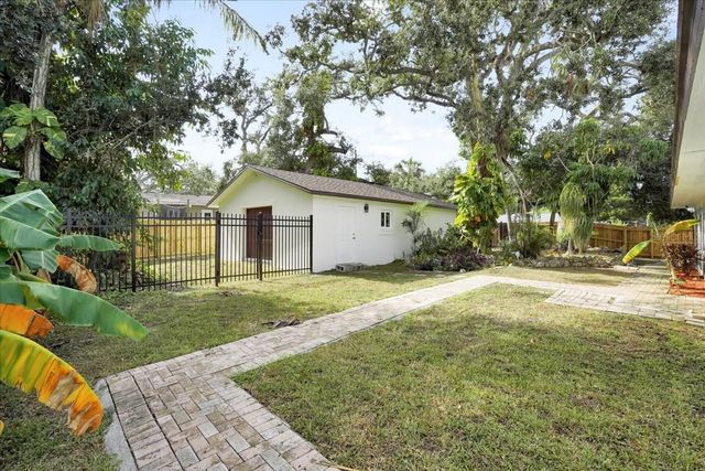 4811 26TH AVENUE W, Bradenton, FL 34209